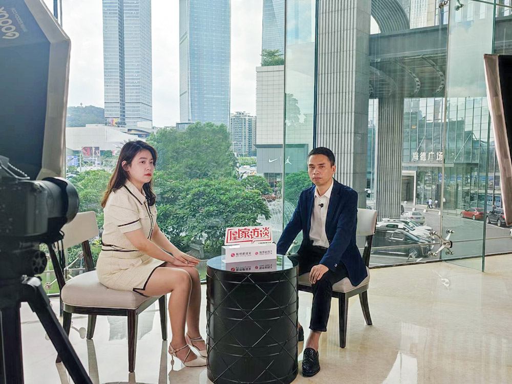 鳳凰新聞采訪王總.jpg